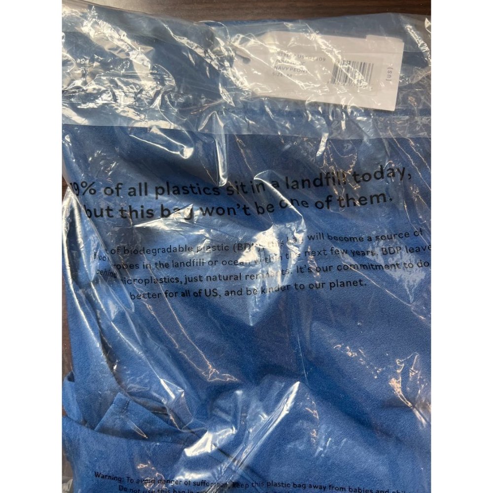 Better-Than-Silk Collared Blouse Polo Tunic in Navy Peony (M) - Picture 6 of 7